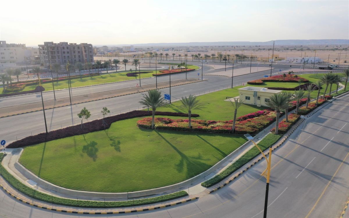 Over RO 2.3 million allocated for projects to increase the green area Developing first phase of beautification, afforestation and landscaping works in Duqm